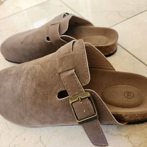Women's Suede Slip-On Clogs